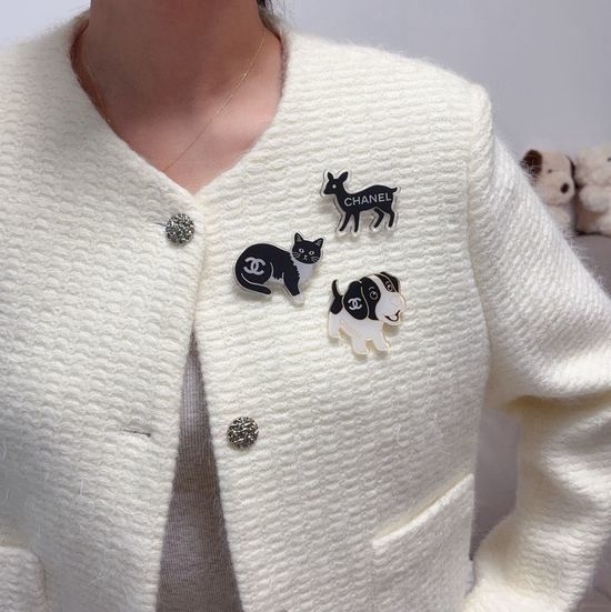 Chanel Animal Shape Decorative Brooch