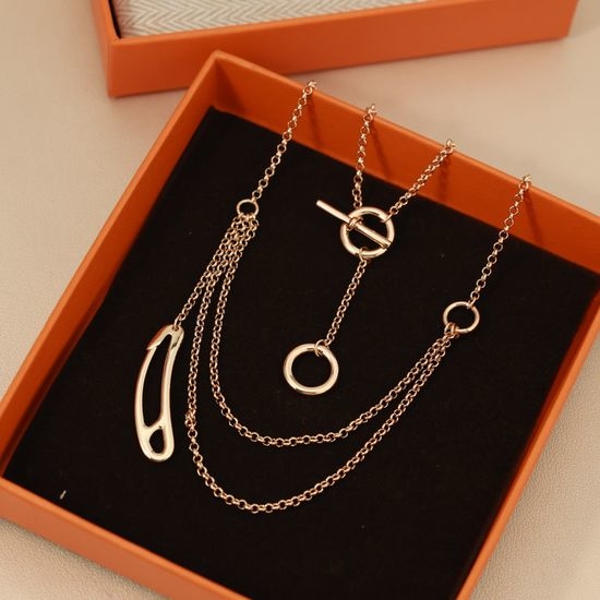 Hermes Exquisite Pin Shape Decorative Pendant Necklace