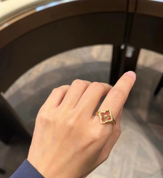 Buccellati Red Enamel Exquisite Craftsmanship Ring