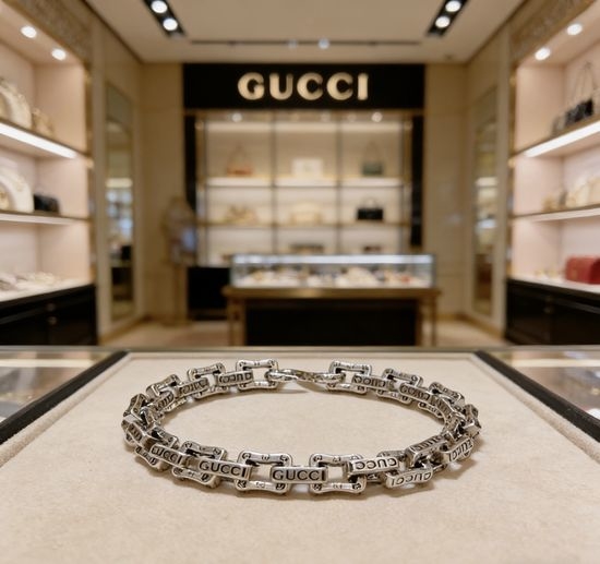 Gucci Classic Vintage Finish Bracelet