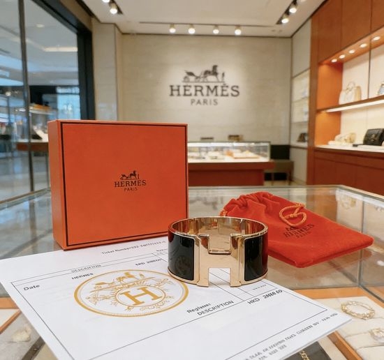 Hermes Wide Enamel Craft Bangle Bracelet