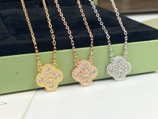 Van Cleef & Arpels VCA Clover Full Diamond Necklace Earrings