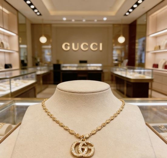 Gucci Durable Adjustable Length Pendant Necklace