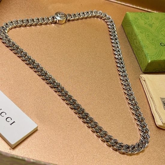 Gucci Vintage Style Distressed Pendant Necklace
