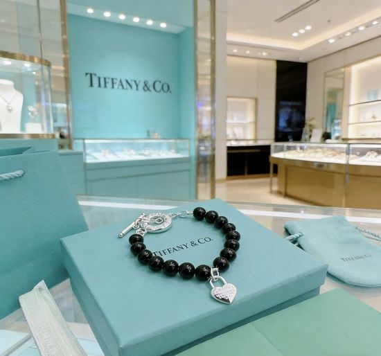 Tiffany & Co. Agate Vintage Style Chain Bracelet