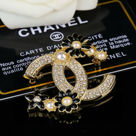 Chanel Exquisite Rhinestone Petal Enamel Brooch