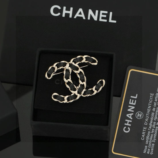 Chanel Premium Quality Leather Brooch Exquisite Craft