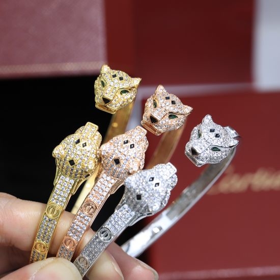 Cartier Full Diamond Leopard Head Bangle