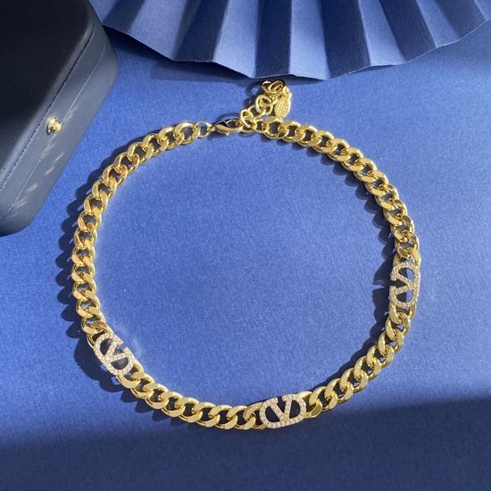 Valentino Rhinestone V Letter Cuban Chain Necklace