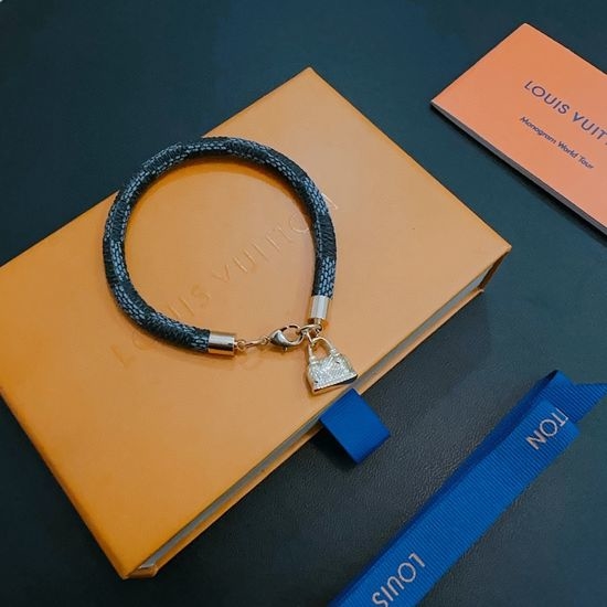 Louis Vuitton LV Leather Braided Bracelet Classic Daily Jewelry