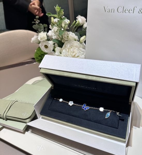 Van Cleef & Arpels VCA Butterfly Rose Gold Bracelet