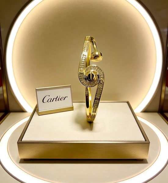 Cartier V Gold Classic Timeless Bracelet