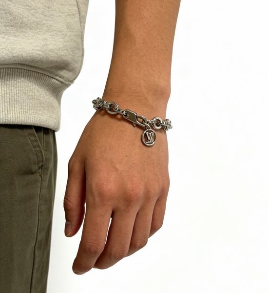 Louis Vuitton LV Retro Punk Style Cuban Chain Bracelet