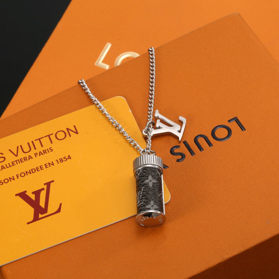 Louis Vuitton LV Ceramic Splicing Unique Pendant Necklace