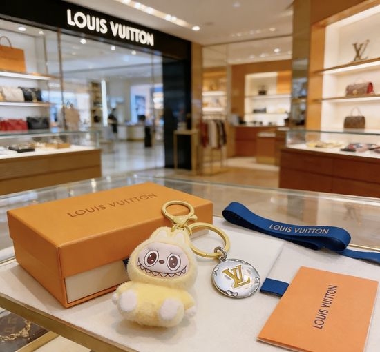 Louis Vuitton LV Cute Cartoon Keychain Bag Pendant
