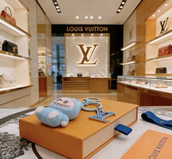 Louis Vuitton LV Cute Cartoon Keychain Bag Pendant