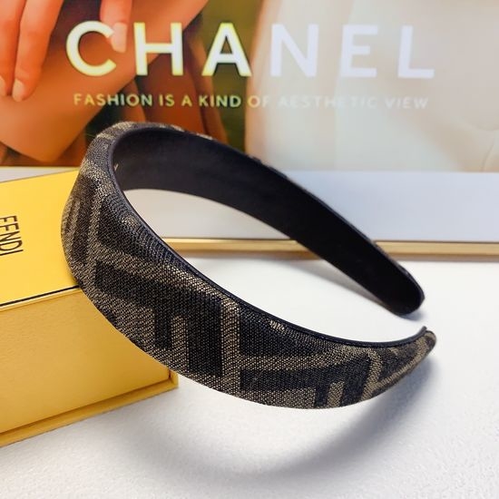 Fendi Vintage Elegant Hair Hoop