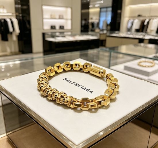Balenciaga Unique Design Vintage Bracelet Accessory