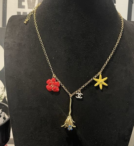 Chanel Red Camellia Yellow Star Pendant Necklace