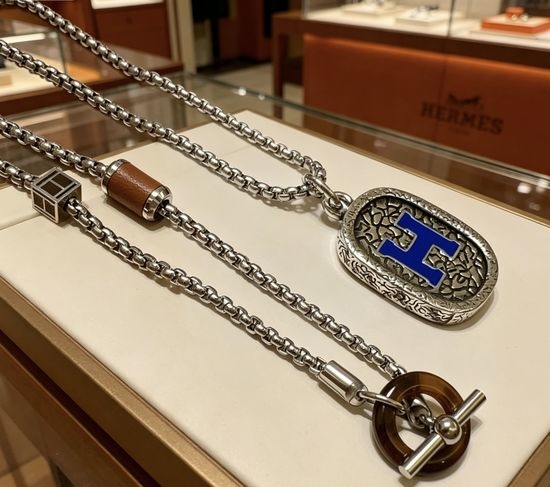 Hermes Classic Design Chain Pendant Necklace