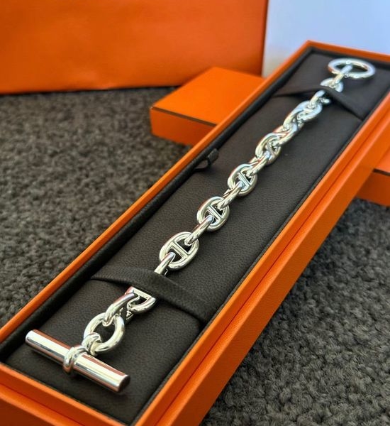 Hermes Pig Nose Shape Gold Bracelet