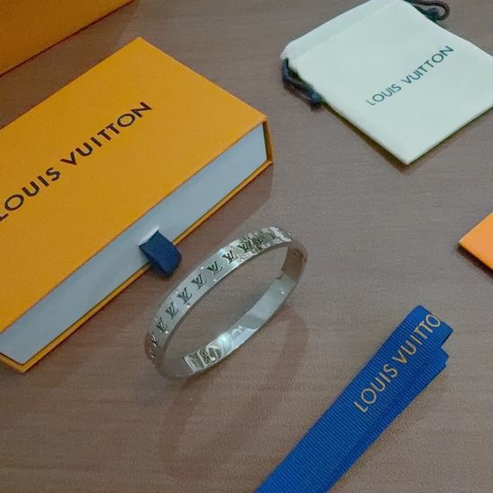 Louis Vuitton LV Fashion Classic Bracelet For Daily Wear