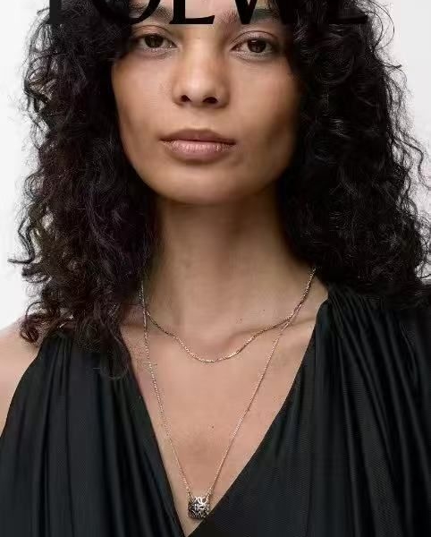 Loewe LOEWE Stylish Anagram Necklace
