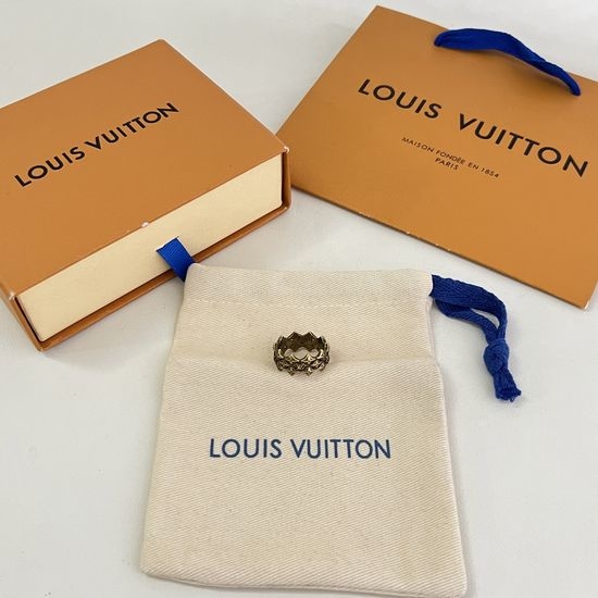 Louis Vuitton LV Vintage Distressed Retro Ring