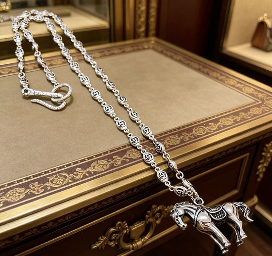 Gucci Vintage Distressed Double G Pendant Necklace