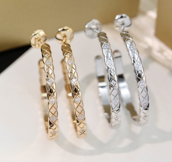 Chanel Large Quilted Pattern Diamond Earrings