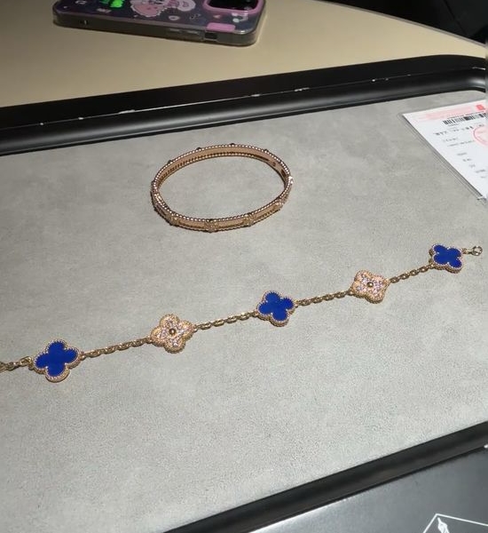 Van Cleef & Arpels VCA Lapis Lazuli Diamond Clover Bracelet