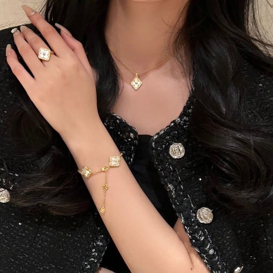 Buccellati Diamond Mother of Pearl Bracelet Delicate Jewelry