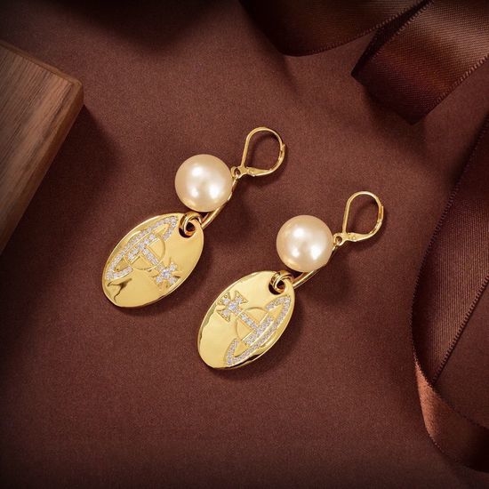Vivienne Westhood Saturn Design Stud Earrings Elegant Face-flattering Jewelry