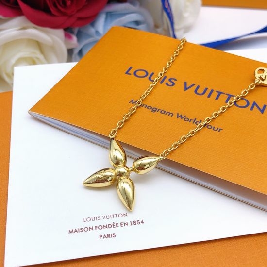 Louis Vuitton LV Polished Monogram Necklace Bracelet Set