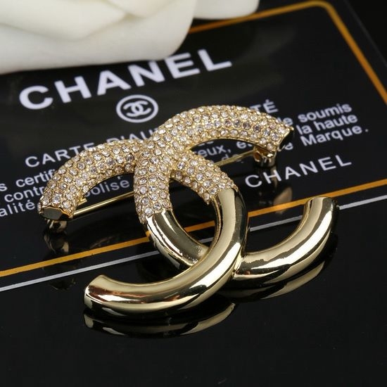 Chanel Full Rhinestone Brooch Elegant Accessory
