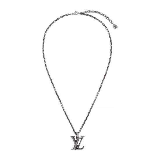 Louis Vuitton LV Vintage Trendy Pendant Necklace