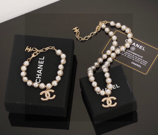 Chanel Chanel Style Pearl Bracelet and Necklace