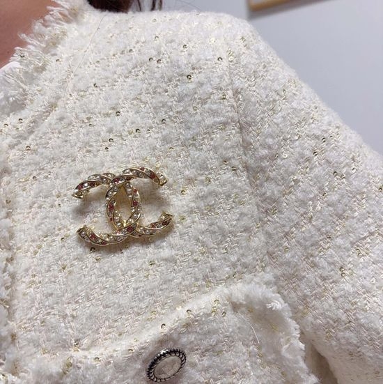 Chanel Pink Pearl Crystal Brooch