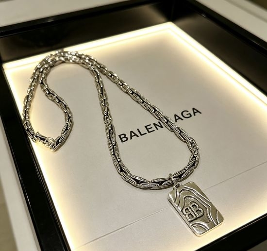 Balenciaga Vintage Crafted Pendant Necklace