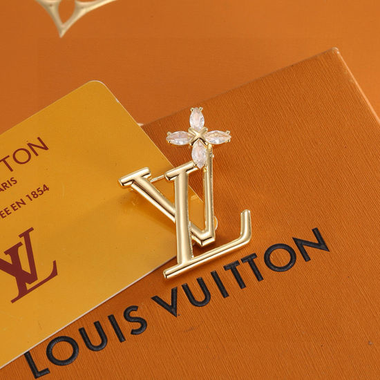 Louis Vuitton LV Exquisite Brooch Premium Craft Timeless Design