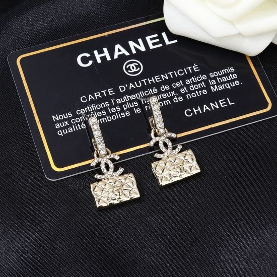 Chanel Classic Versatile Fashion Earrings