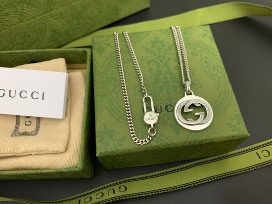 Gucci Gear Pattern Pendant Necklace
